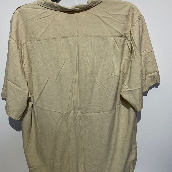Caribbean Joe Men's Tan Island Supply Co Button Up Hawaiian Shirt Size XL - Picture 8 of 9